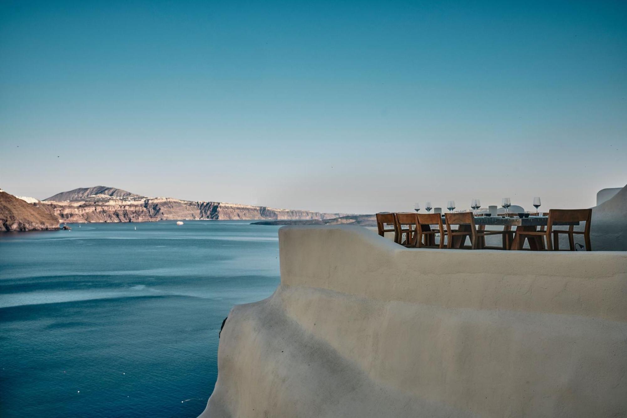 Mystique, A Luxury Collection Hotel, Santorini (Adults Only) Oia  Exterior photo